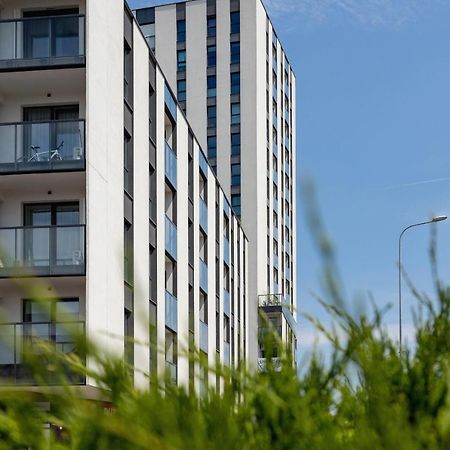 Apartment With Balcony & Parking Mogilska By Renters Prestige Krakow Luaran gambar