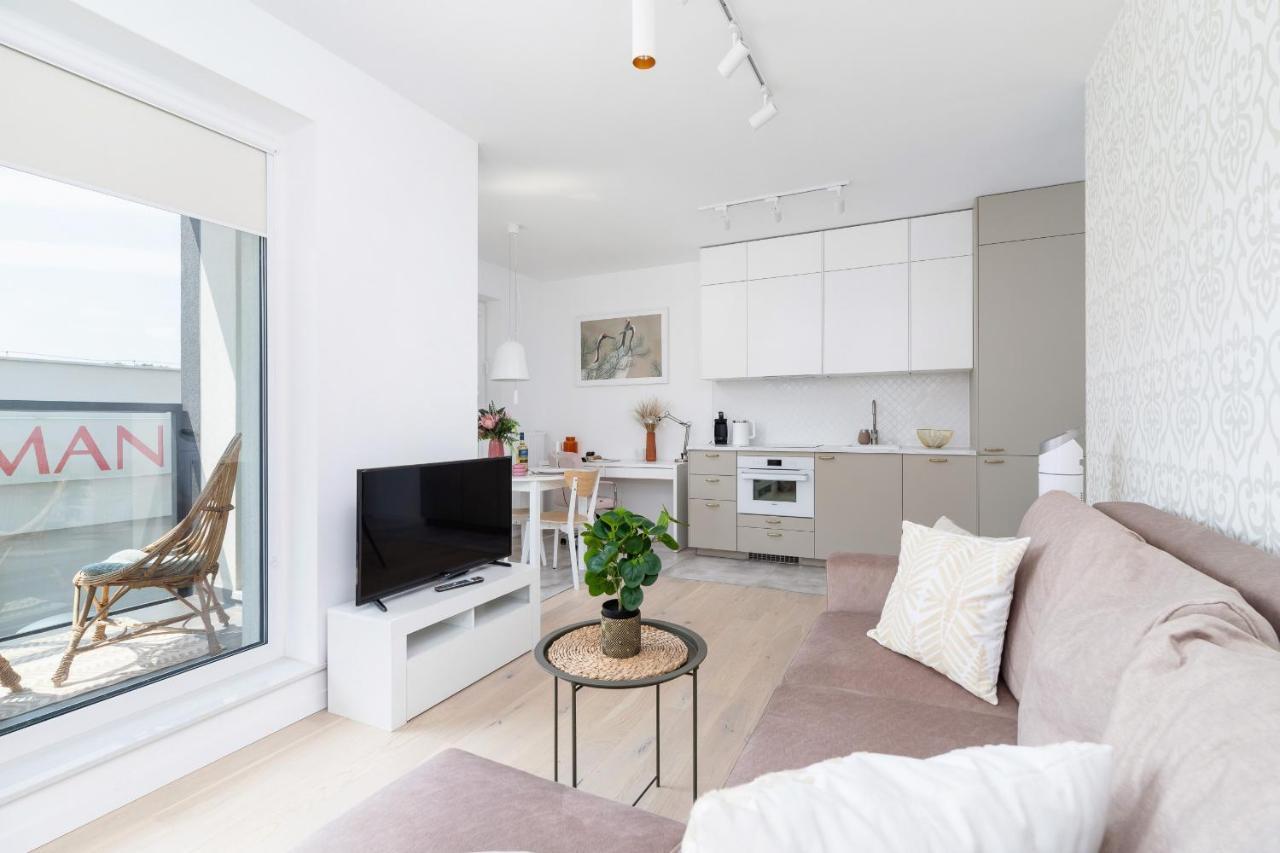Apartment With Balcony & Parking Mogilska By Renters Prestige Krakow Luaran gambar